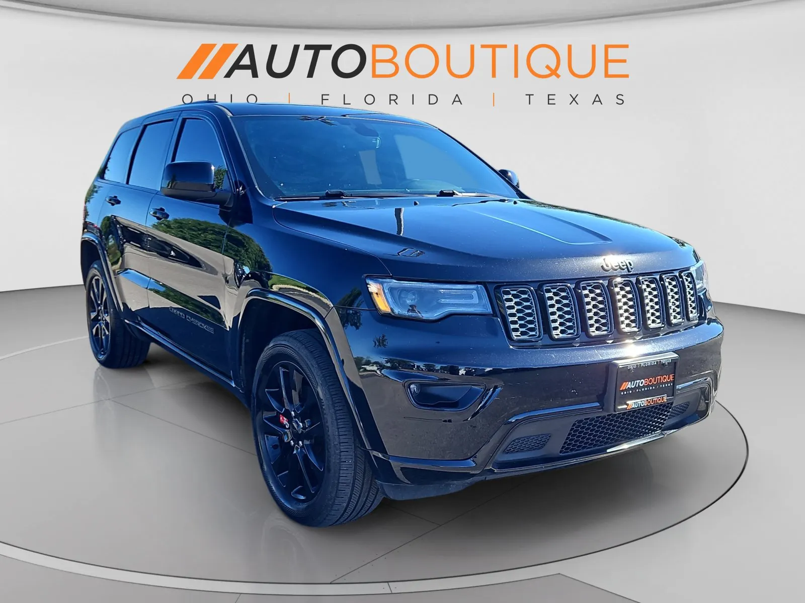 Jeep Grand Cherokee photo 7