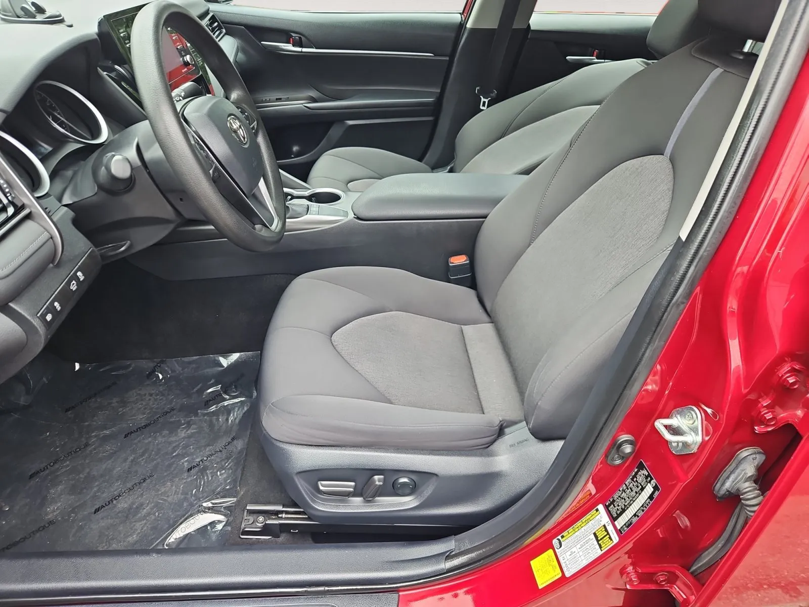Toyota Camry photo 9
