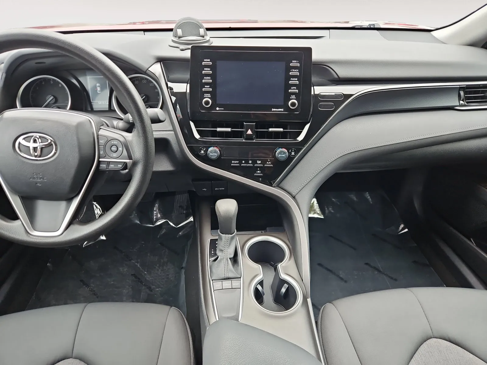 Toyota Camry photo 11