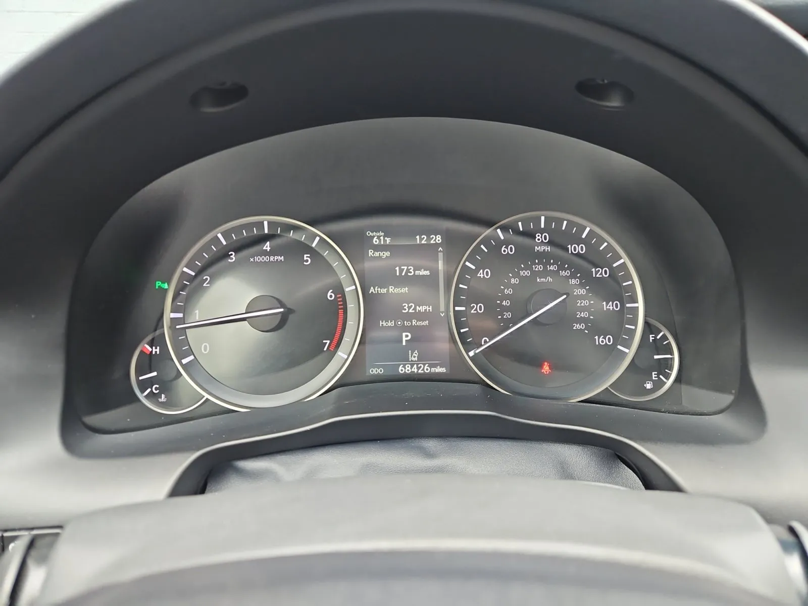 Lexus ES photo 18