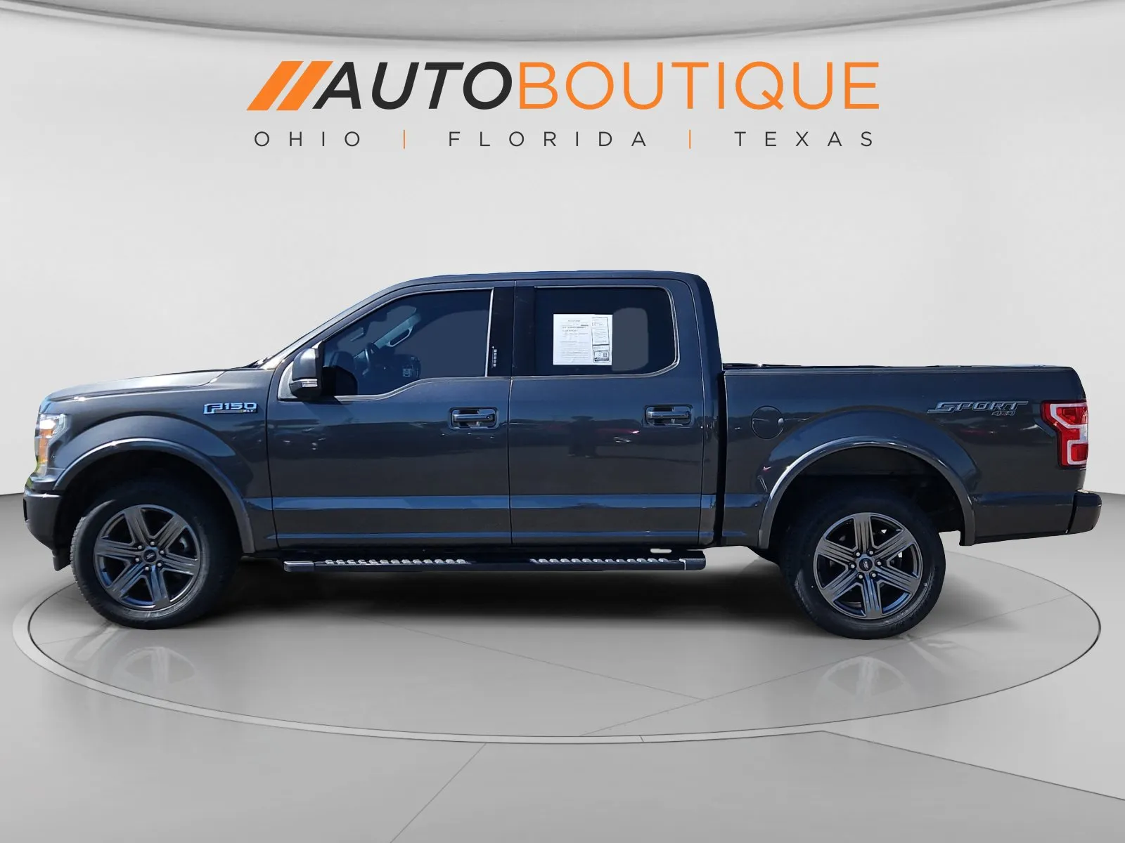 Ford F-150 photo 2