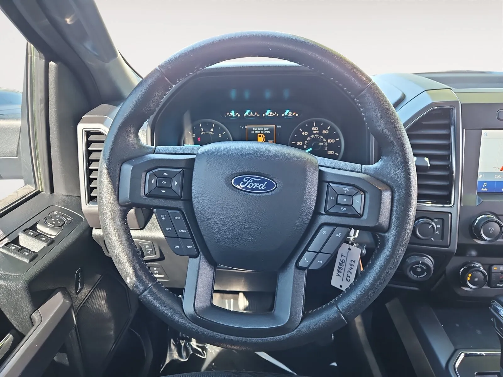 Ford F-150 photo 13