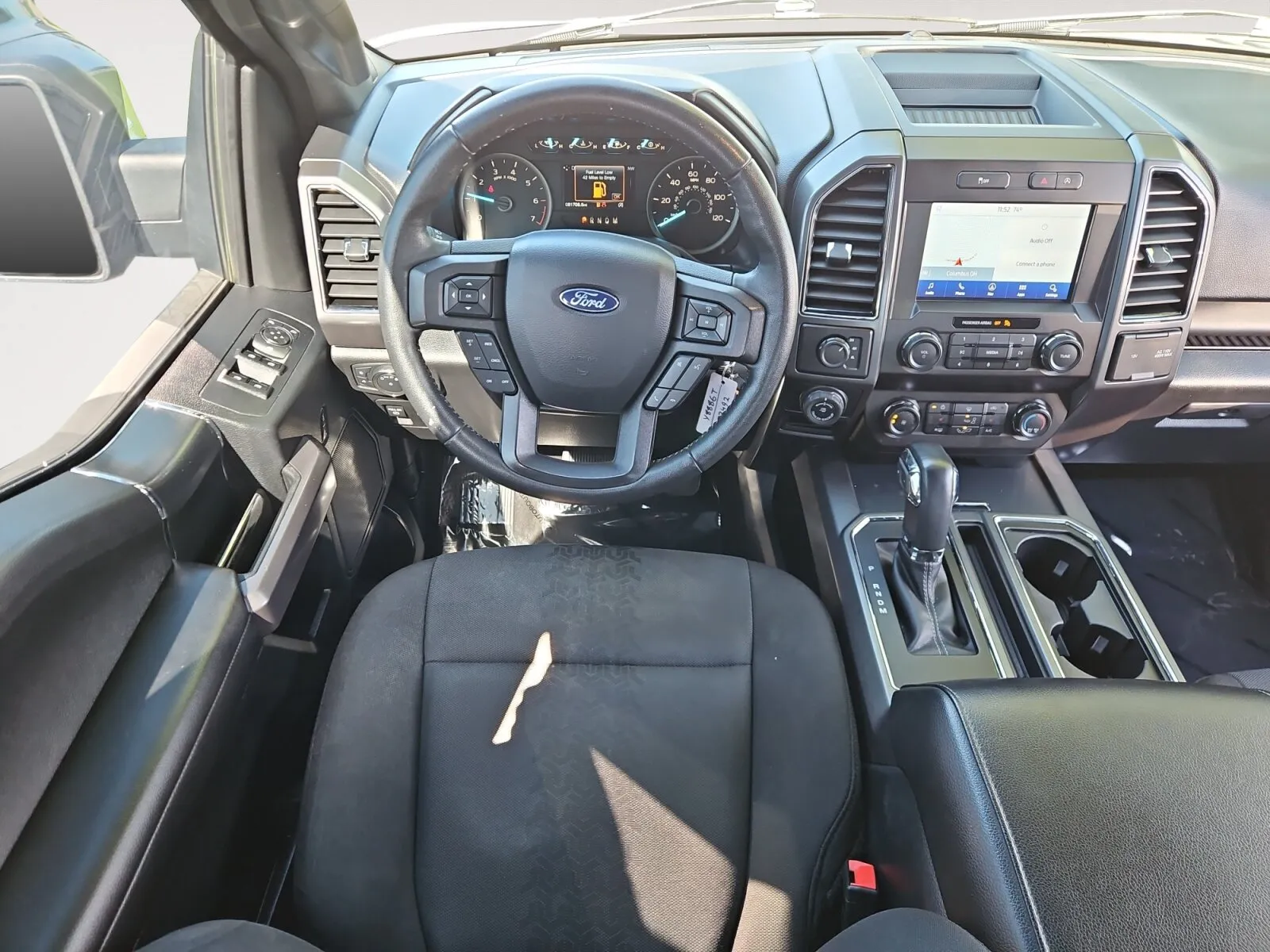 Ford F-150 photo 11
