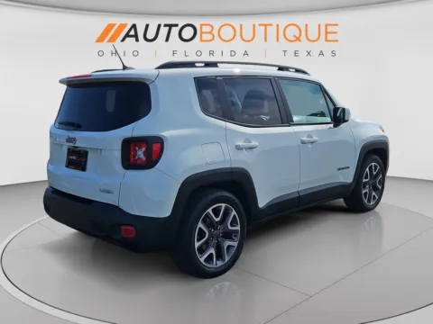 More photos of 2017 Jeep Renegade Latitude at Auto Boutique Ohio, OH