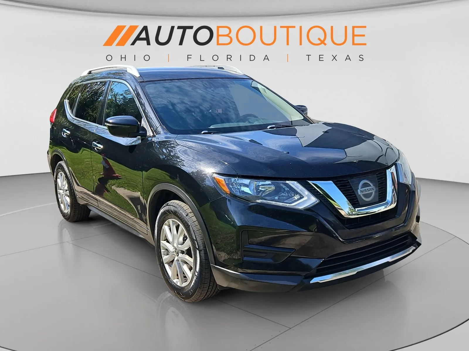 Nissan Rogue photo 8