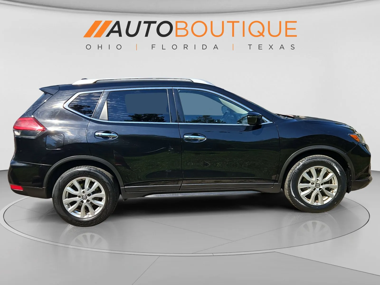 Nissan Rogue photo 7