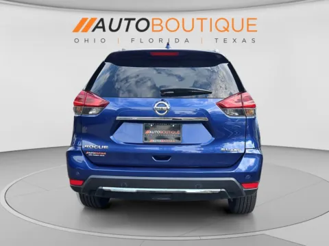 More photos of 2019 Nissan Rogue SL at Auto Boutique Ohio, OH