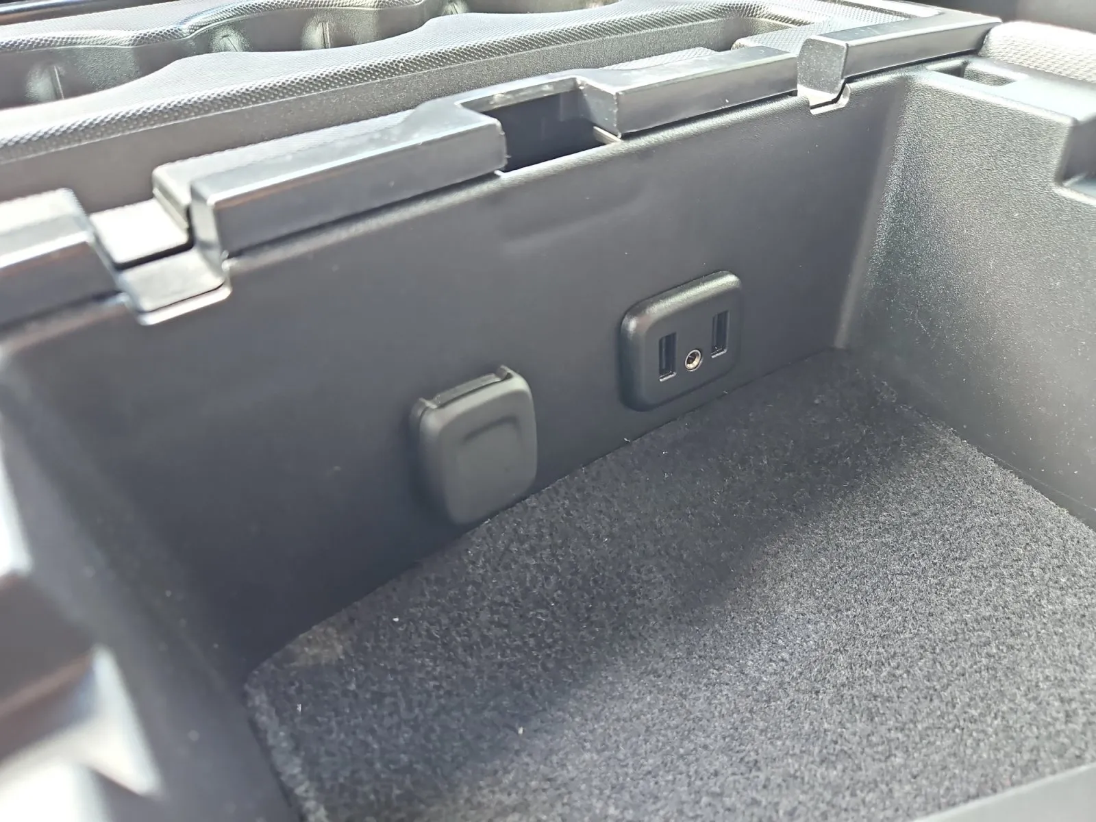 Chevrolet Silverado photo 21