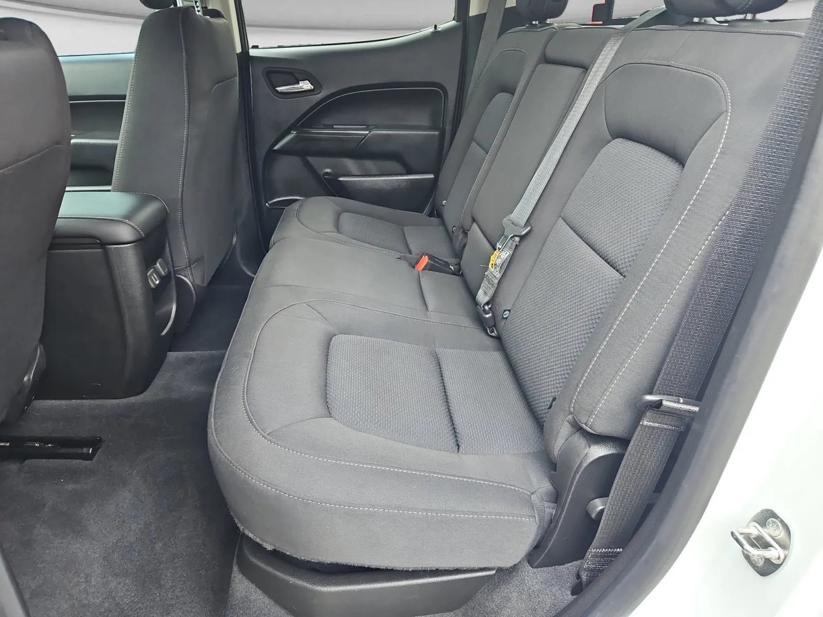 Chevrolet Colorado photo 15