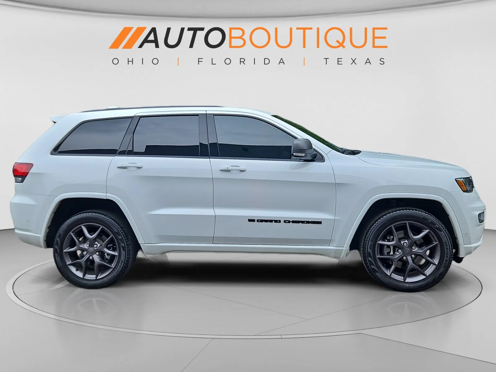 Jeep Grand Cherokee photo 7