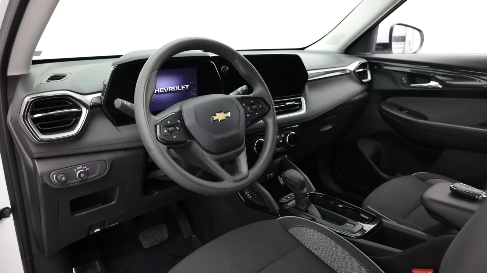 Chevrolet Trailblazer photo 11