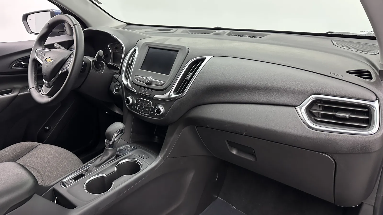 2024 Chevrolet Equinox LT - Photo 32
