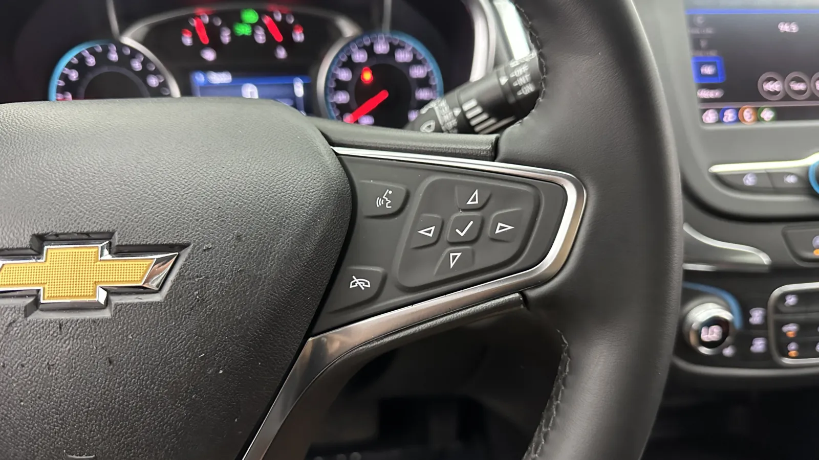 2024 Chevrolet Equinox LT - Photo 19