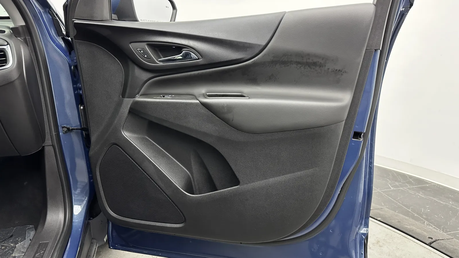 2024 Chevrolet Equinox LT - Photo 31