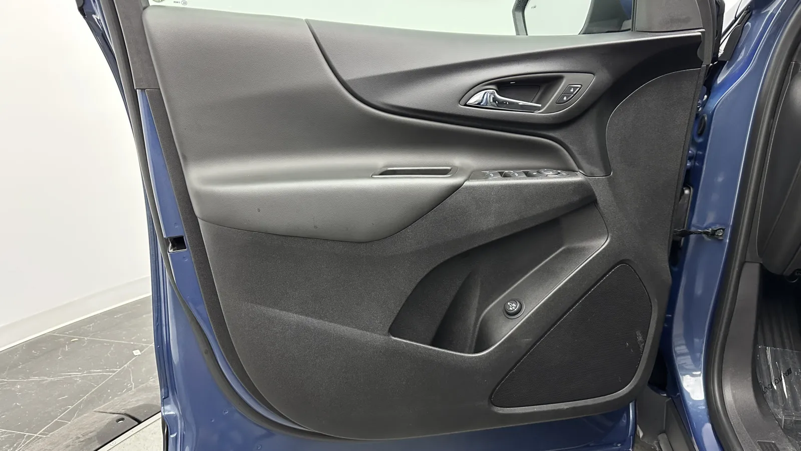 2024 Chevrolet Equinox LT - Photo 9