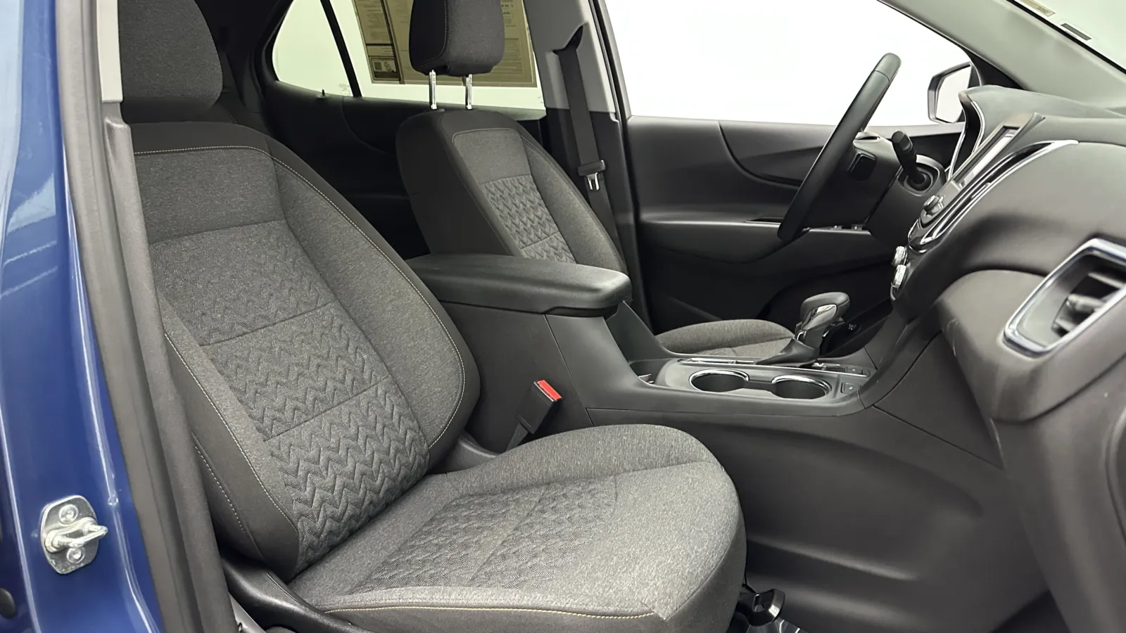 2024 Chevrolet Equinox LT - Photo 33