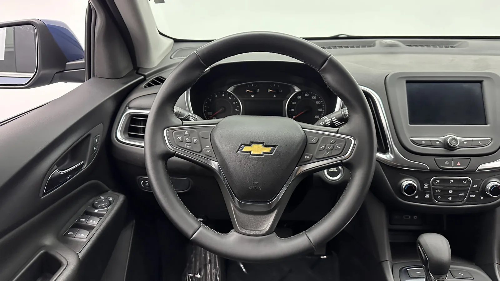 2024 Chevrolet Equinox LT - Photo 21