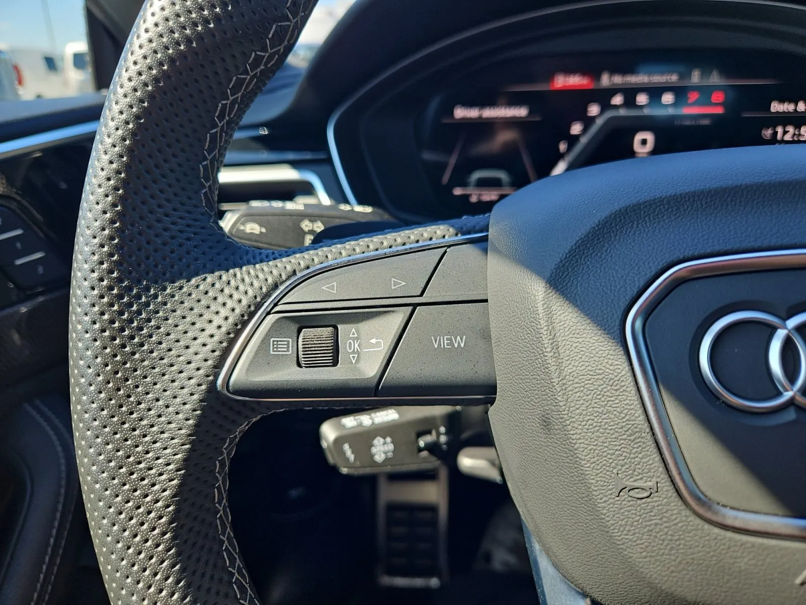 Audi S5 photo 30