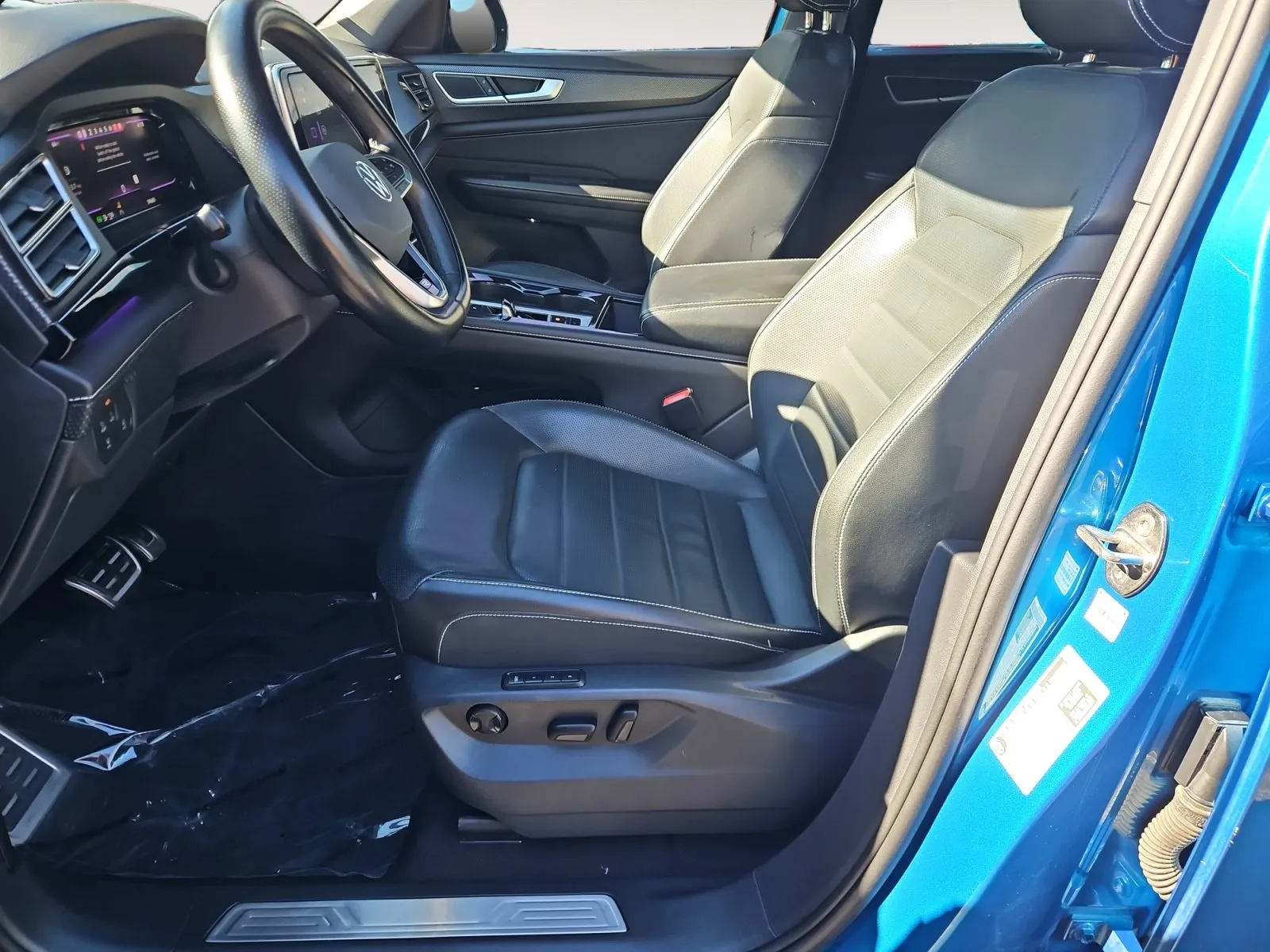 Volkswagen Atlas Cross Sport photo 10