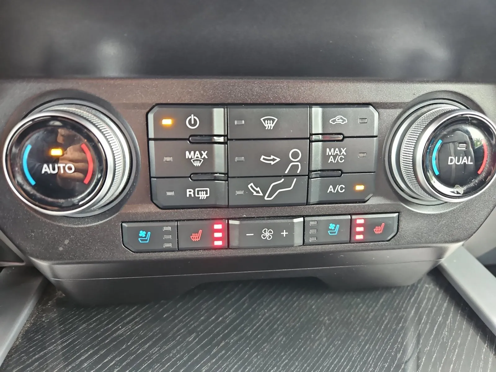 Ford F-250 photo 30