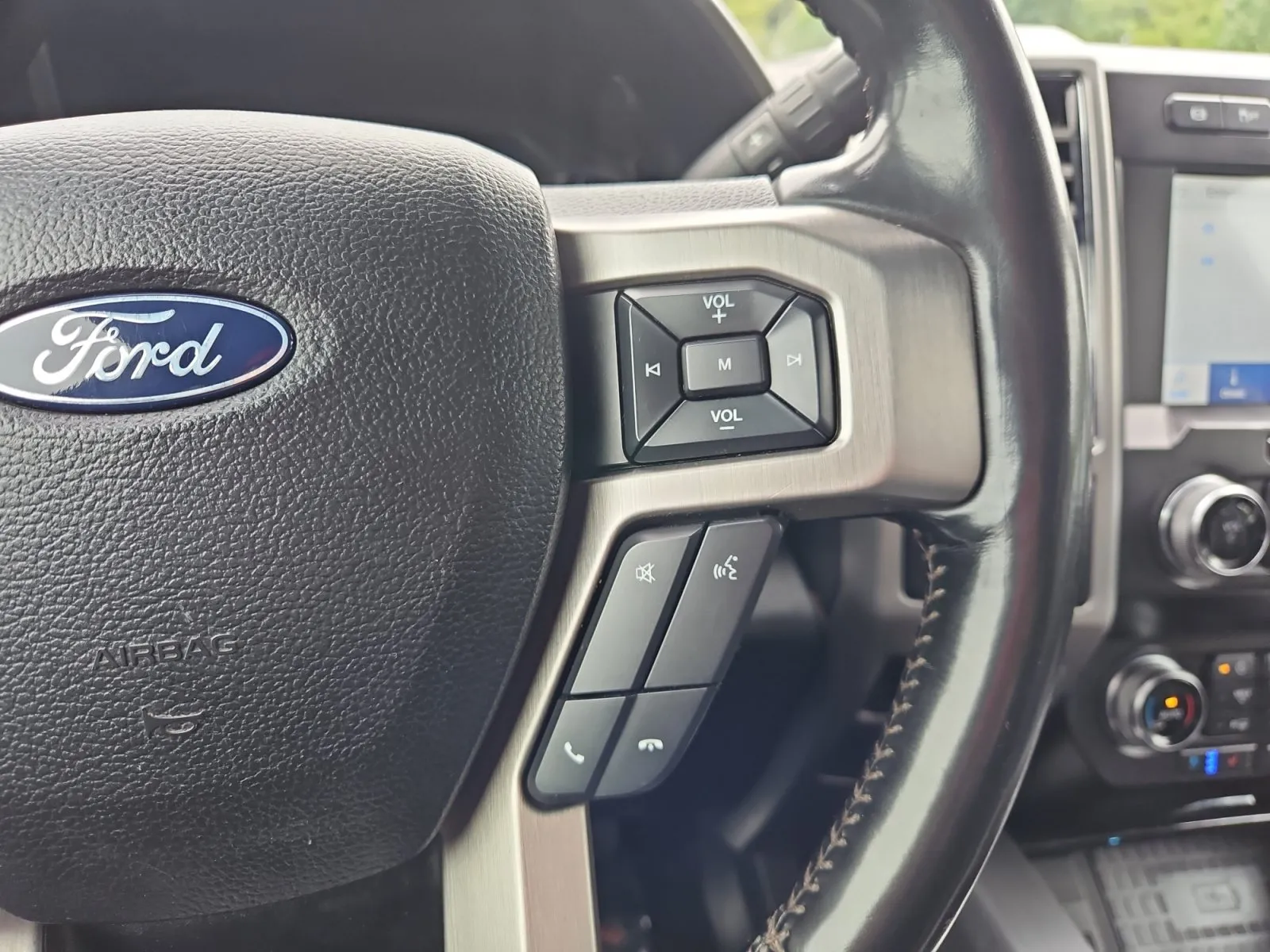 Ford F-250 photo 34