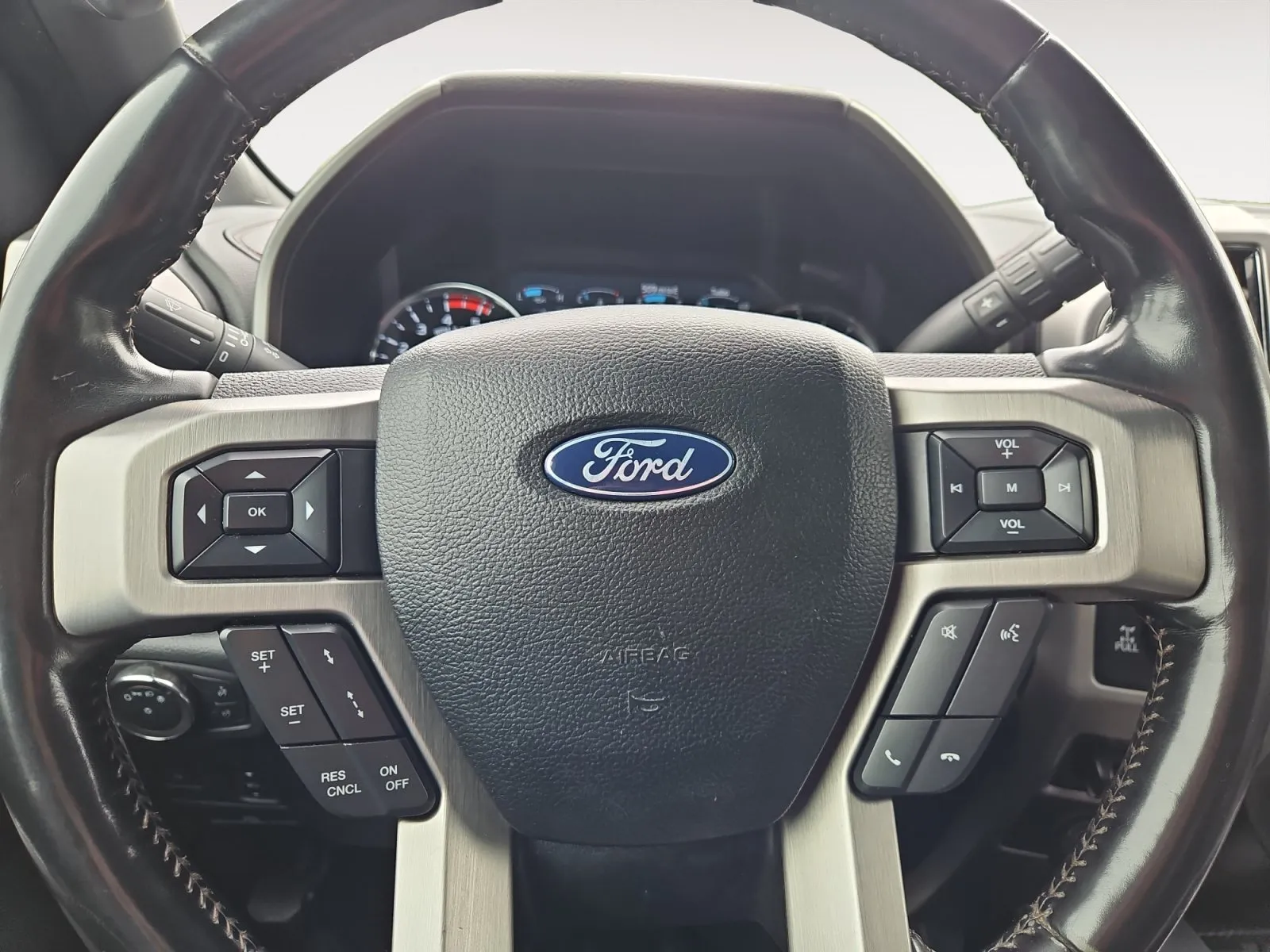 Ford F-250 photo 13