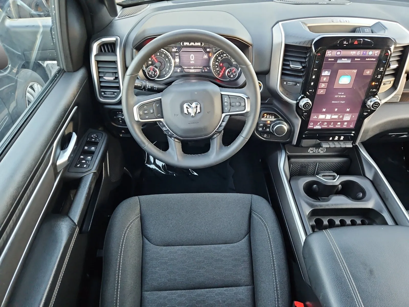 Ram 1500 photo 11