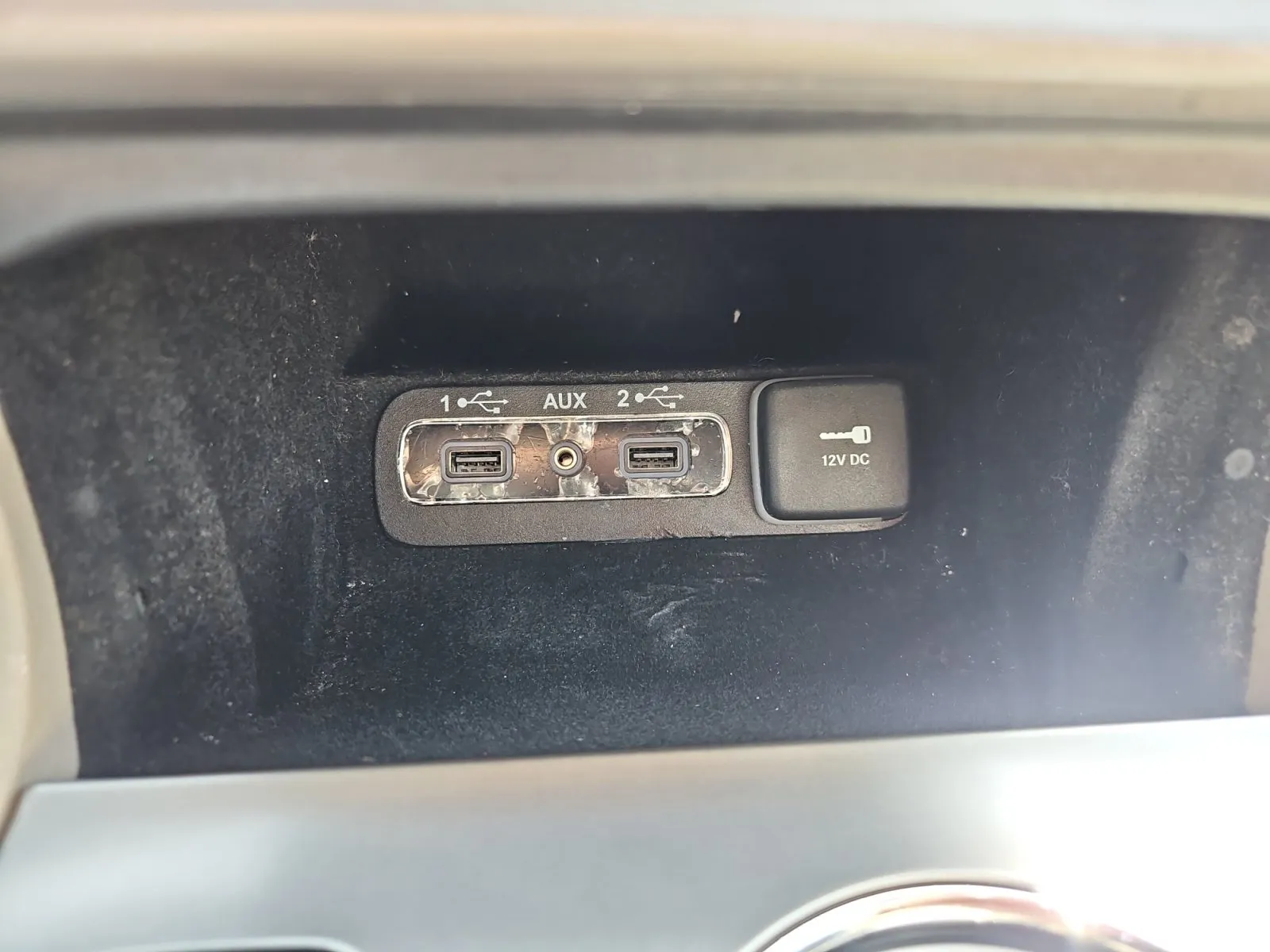 Jeep Grand Cherokee photo 24
