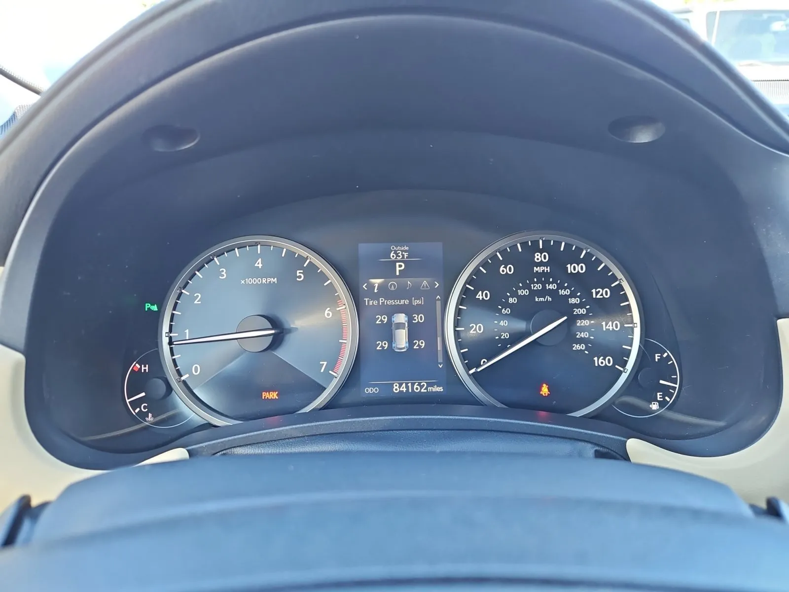 Lexus NX photo 18