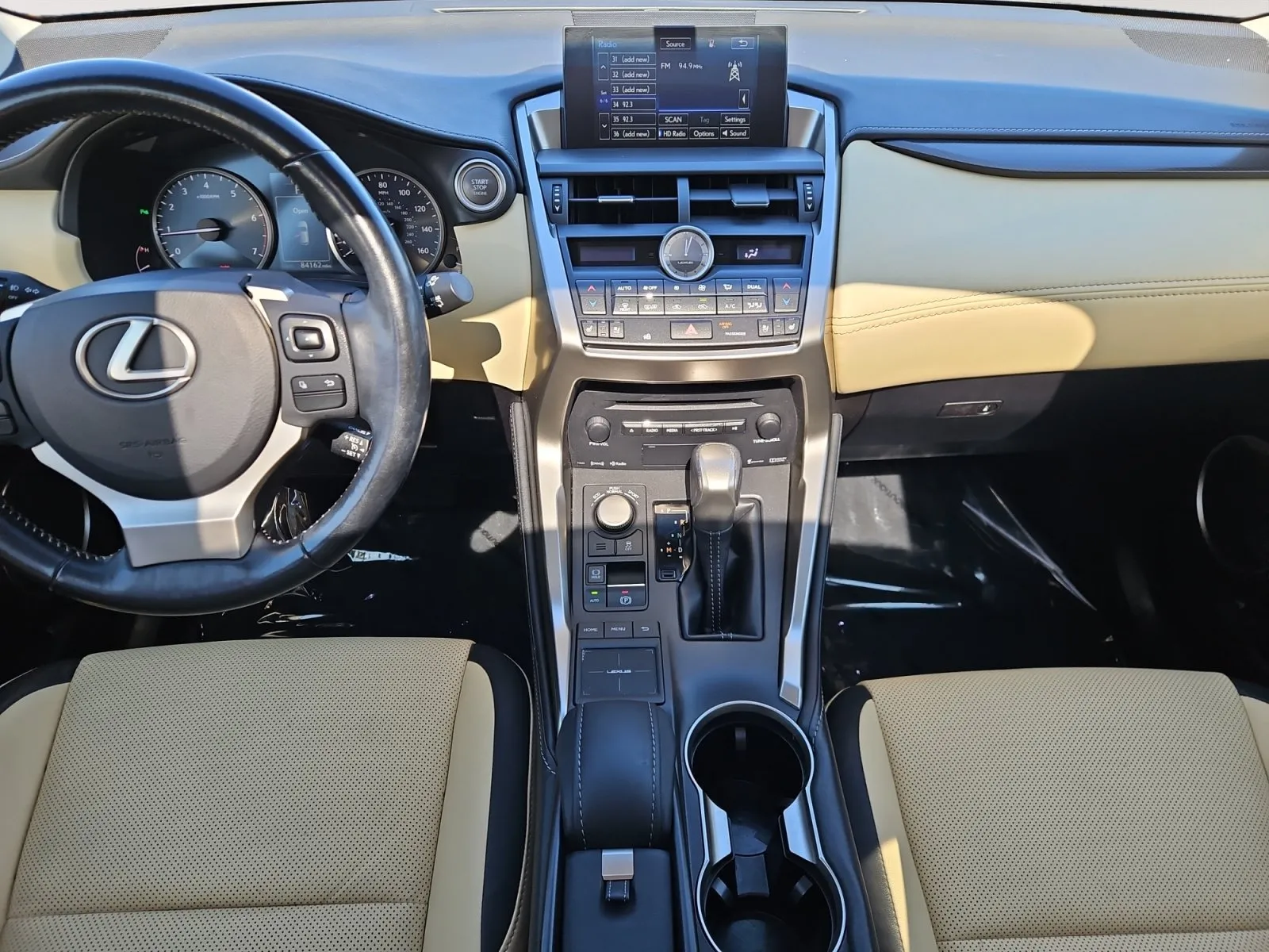 Lexus NX photo 12