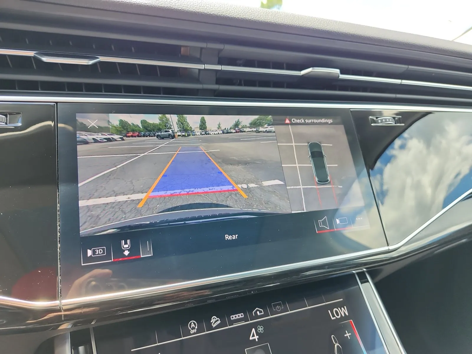 Audi Q7 photo 18