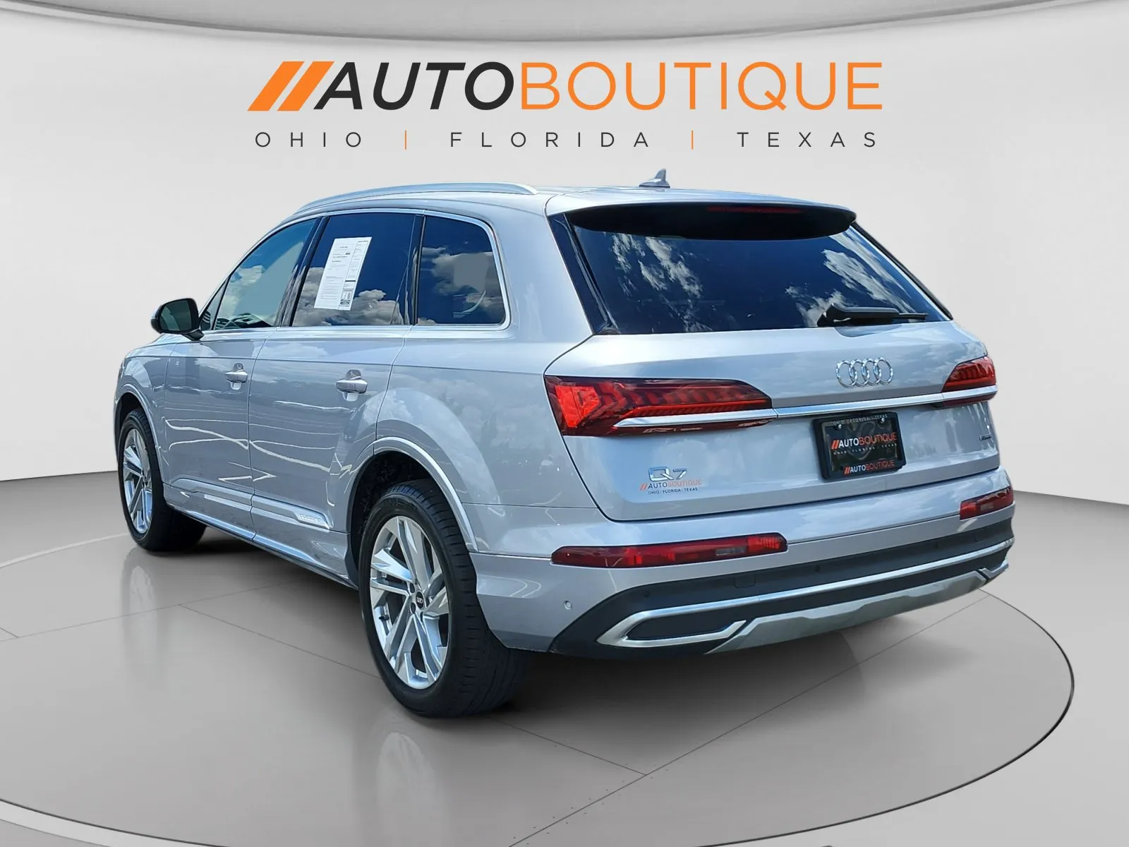 Audi Q7 photo 3