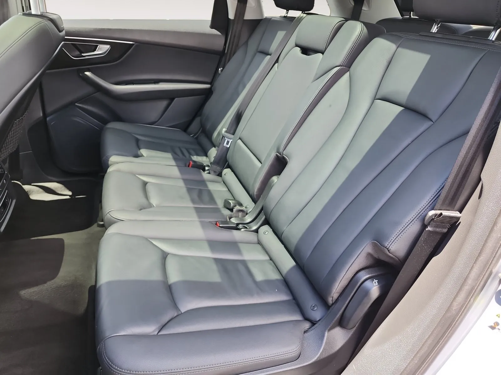 Audi Q7 photo 14