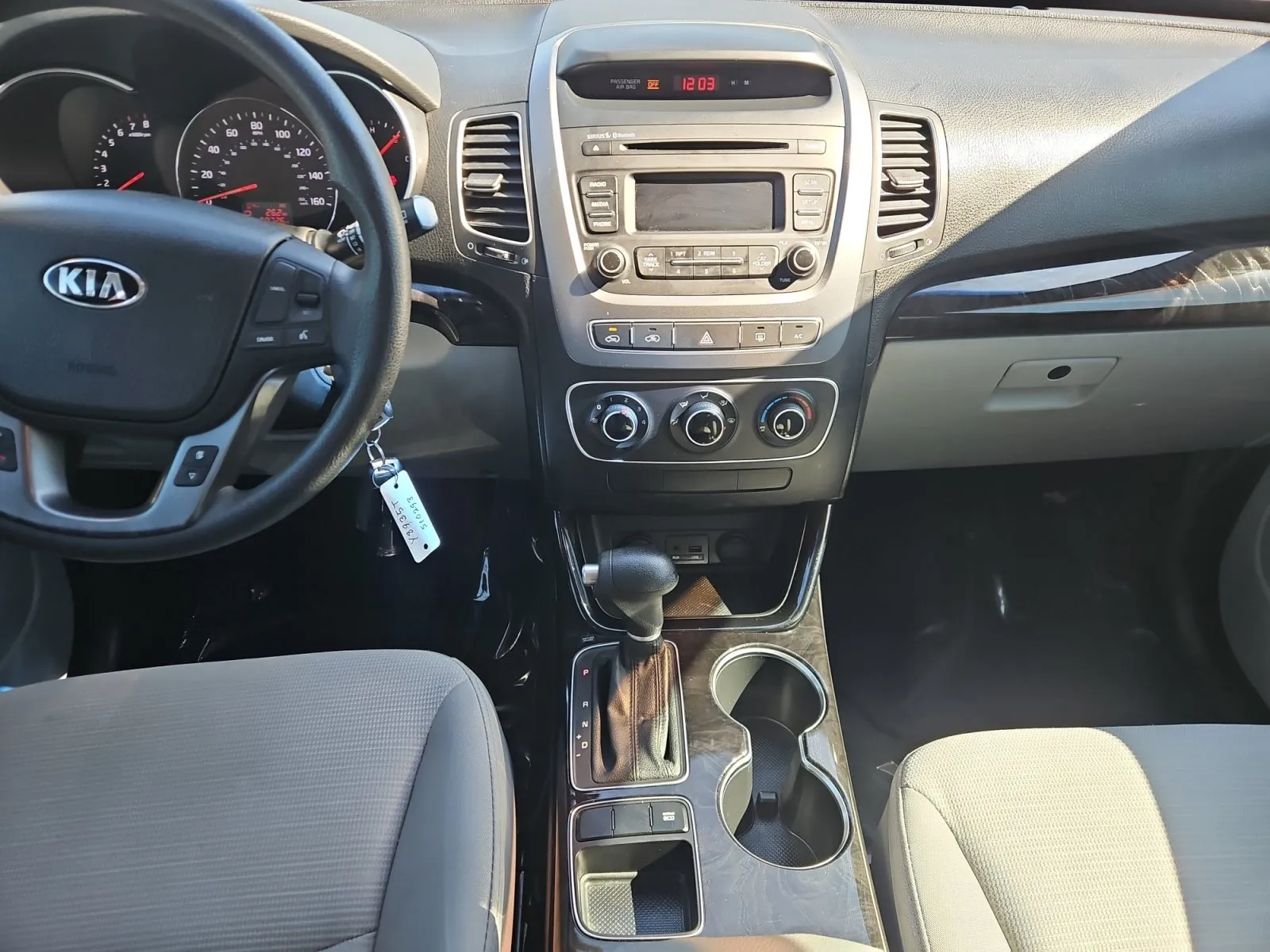 Kia Sorento photo 12