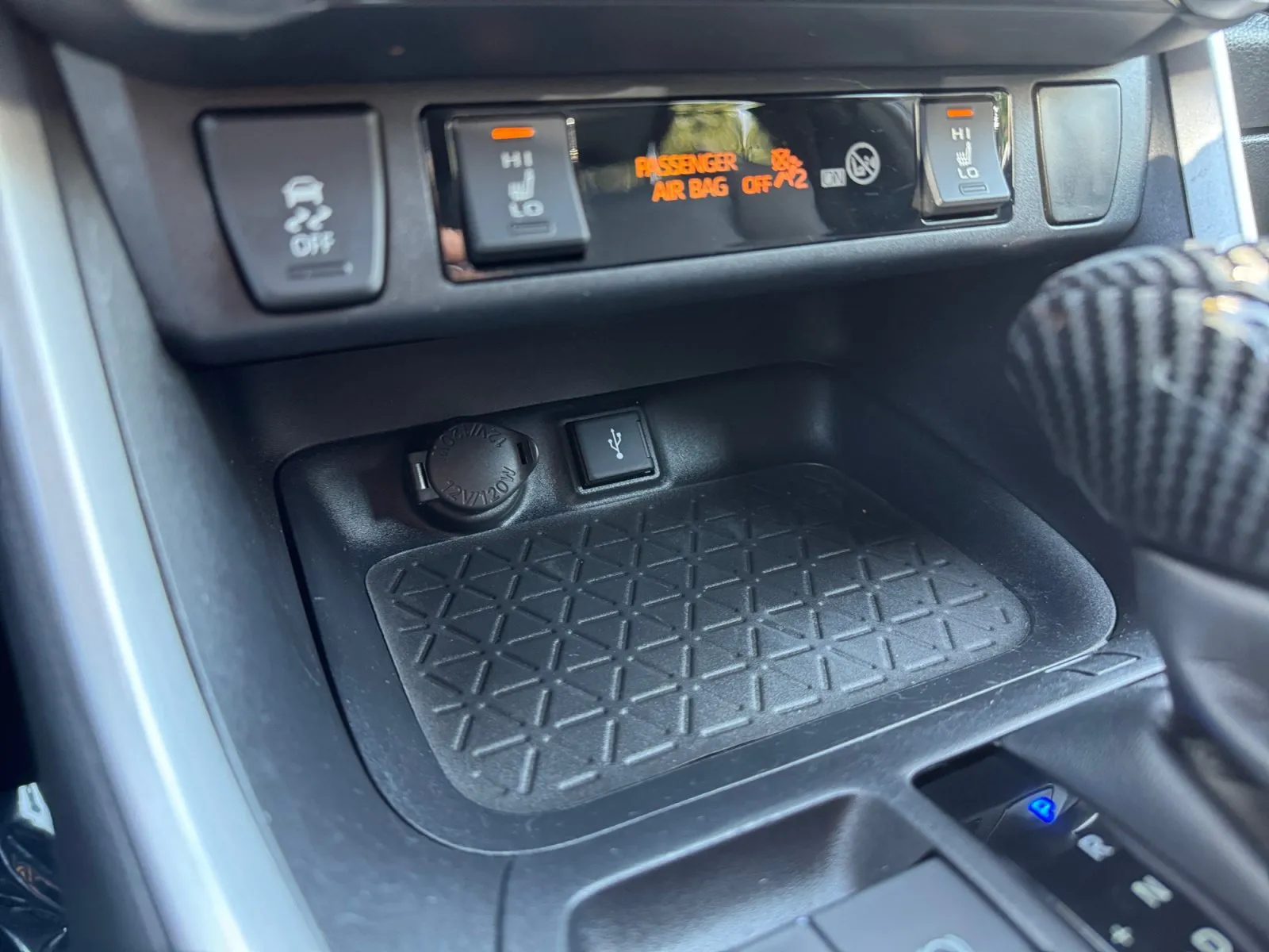 Toyota RAV4 photo 23