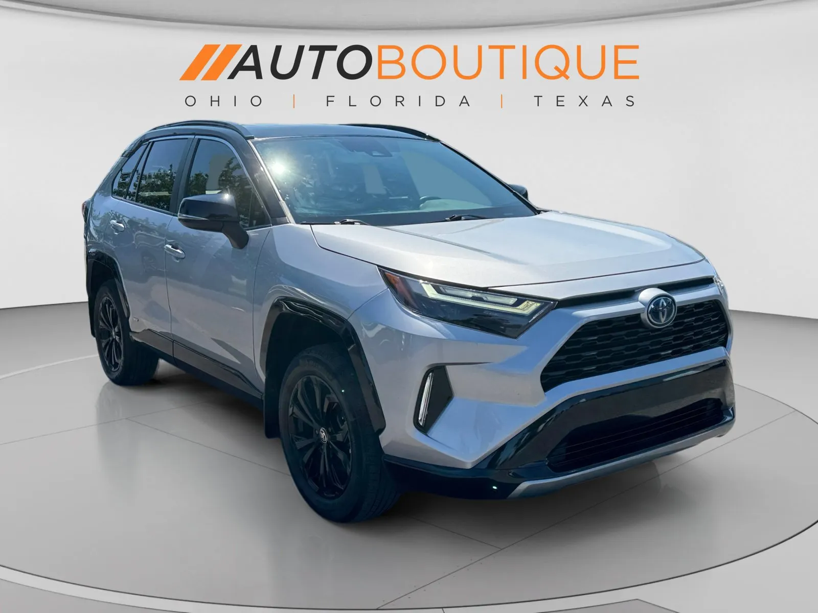 Toyota RAV4 photo 7