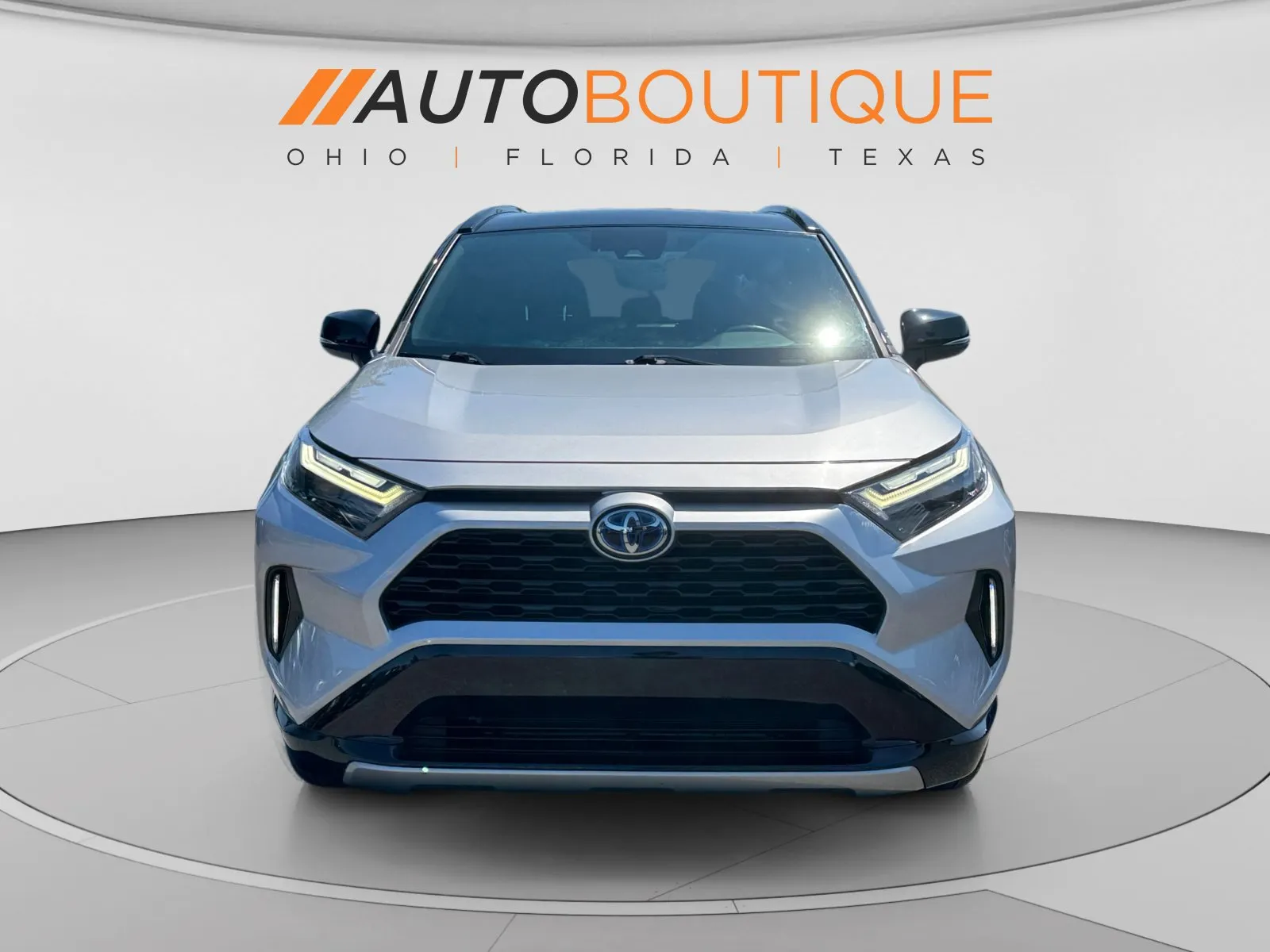 Toyota RAV4 photo 8