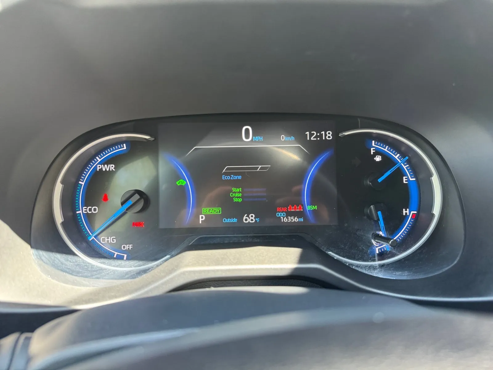 Toyota RAV4 photo 18
