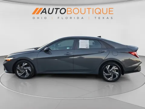 Photos of 2025 Hyundai Elantra SEL Sport for sale in Columbus, OH at Auto Boutique Ohio