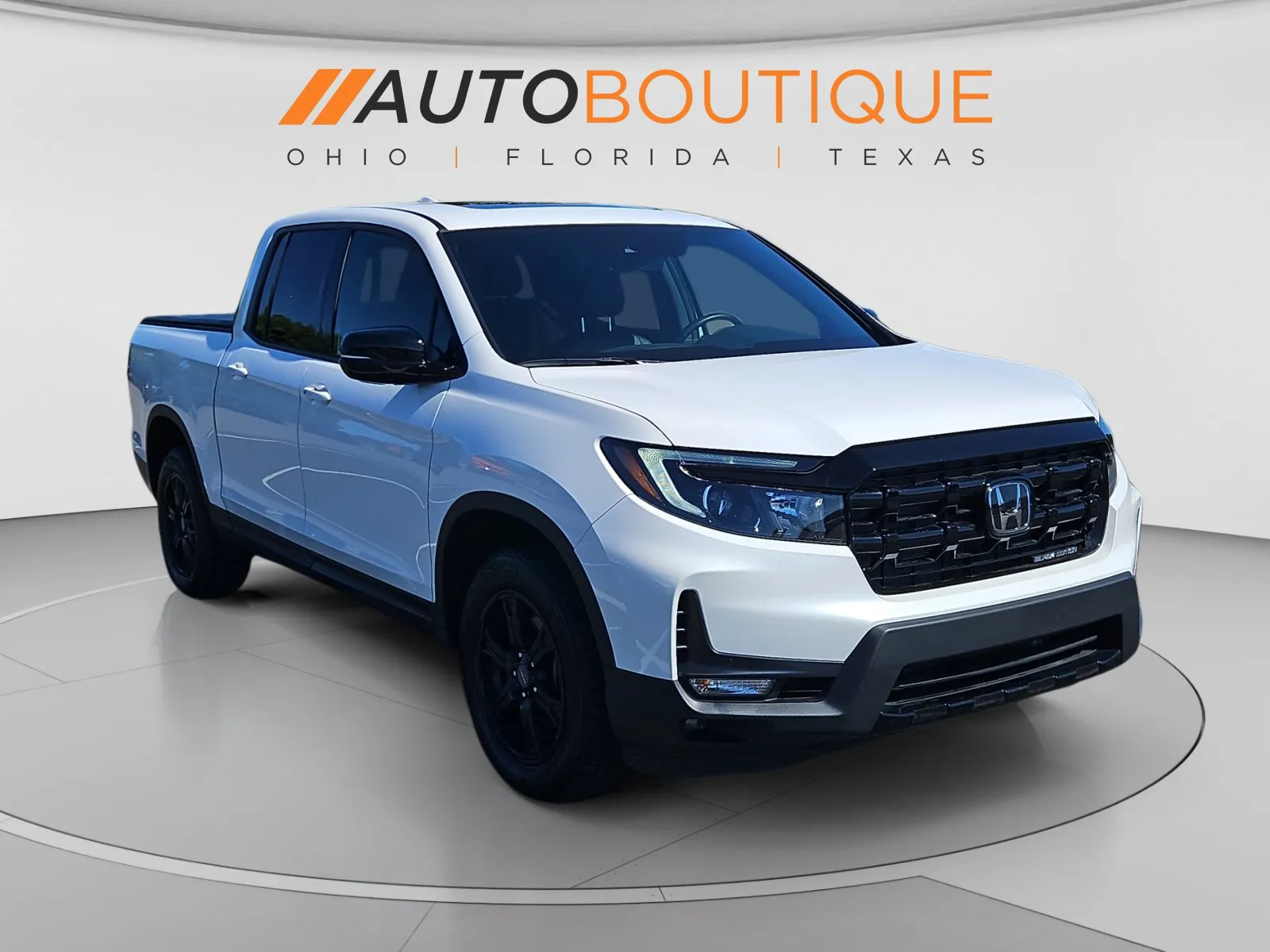 Honda Ridgeline photo 8