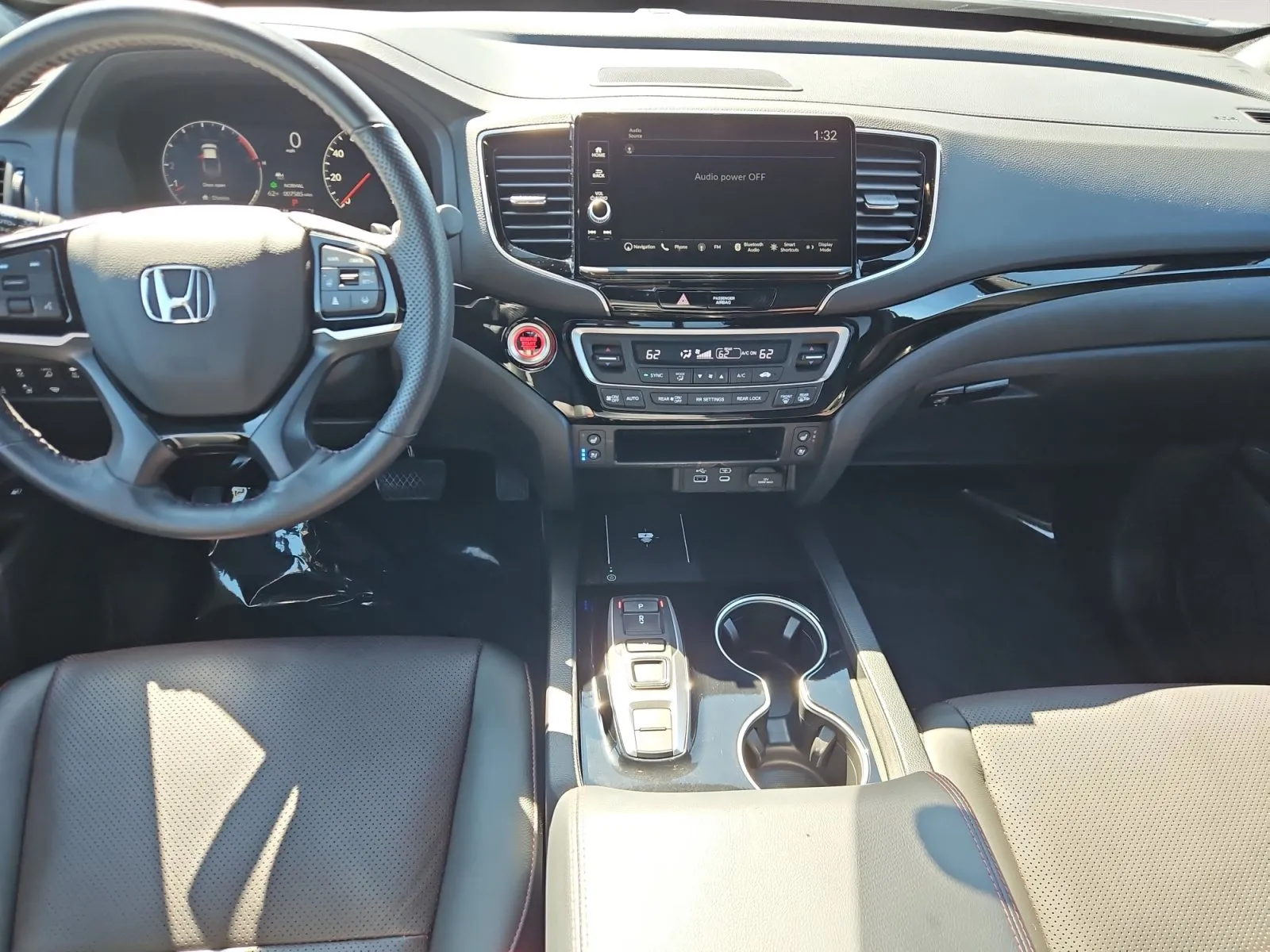 Honda Ridgeline photo 12