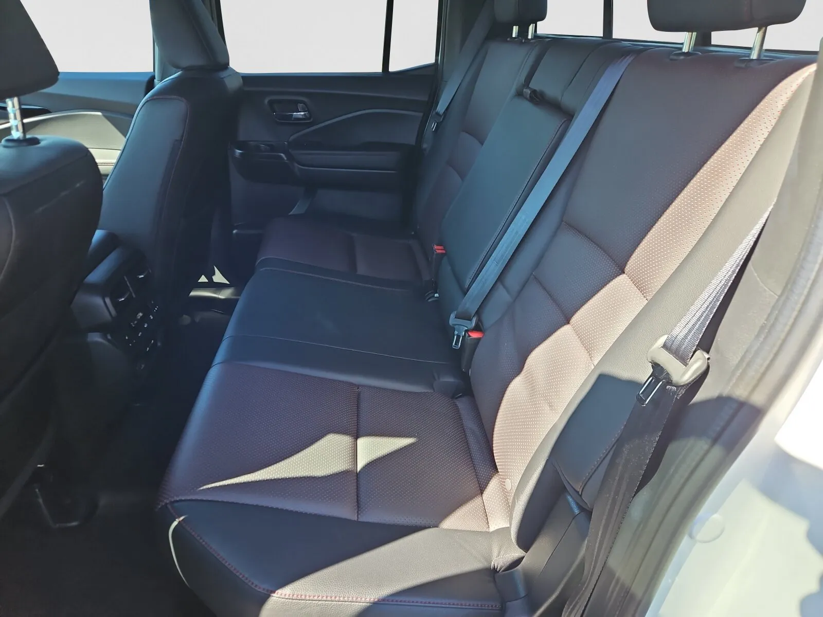 Honda Ridgeline photo 15