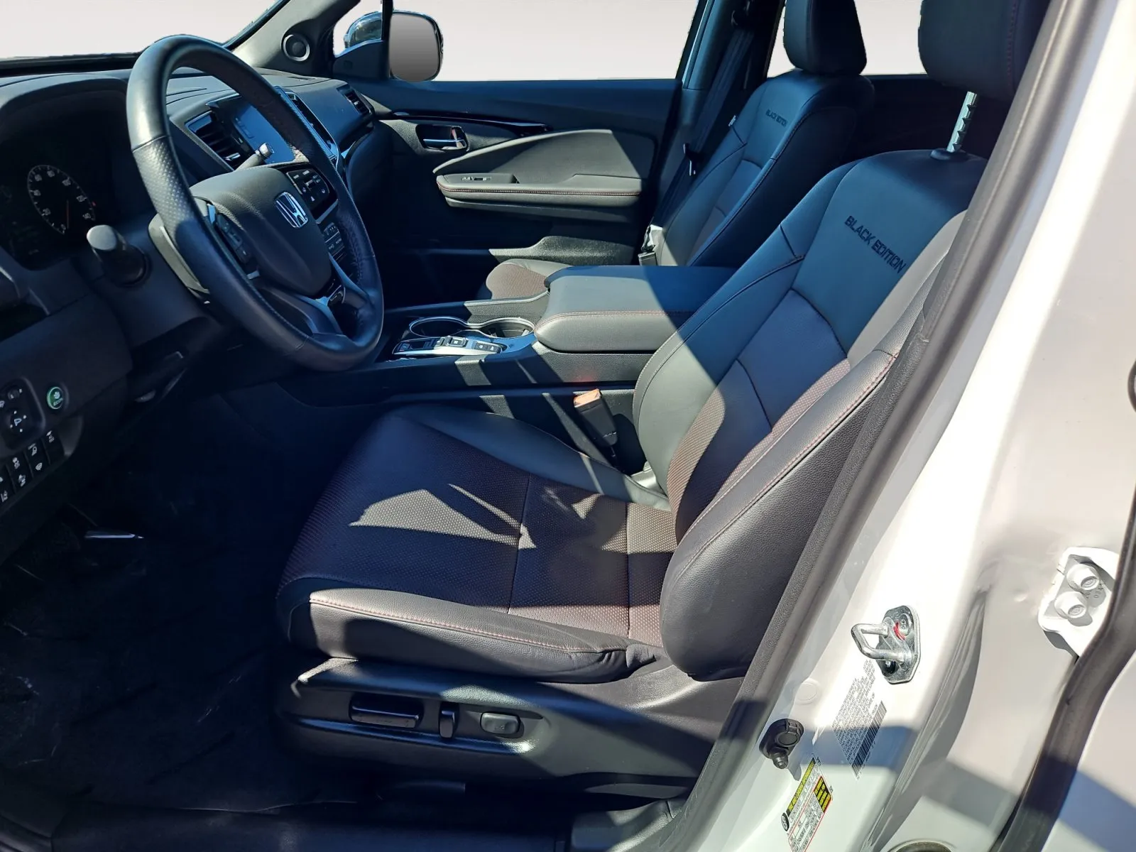 Honda Ridgeline photo 10