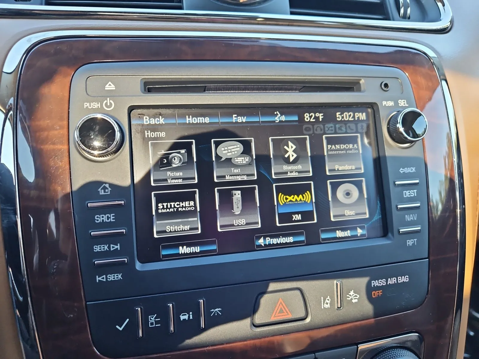 Buick Enclave photo 24