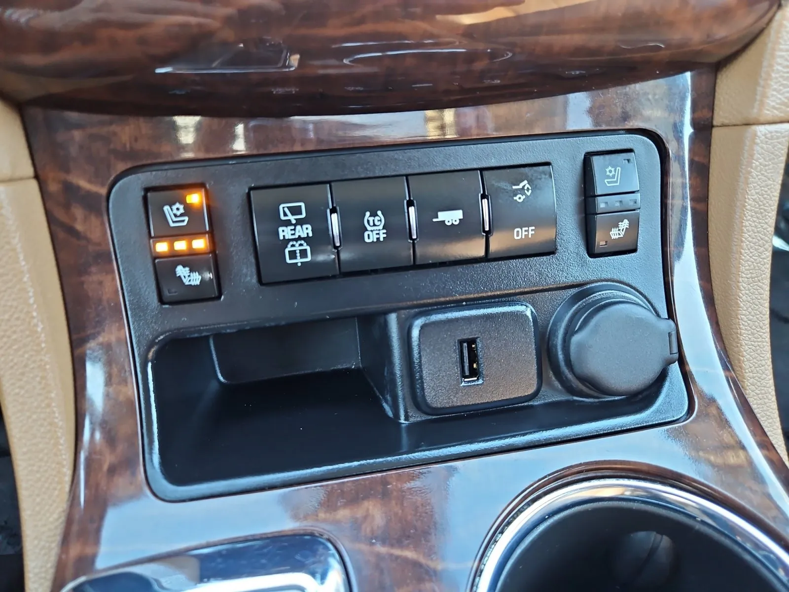 Buick Enclave photo 26