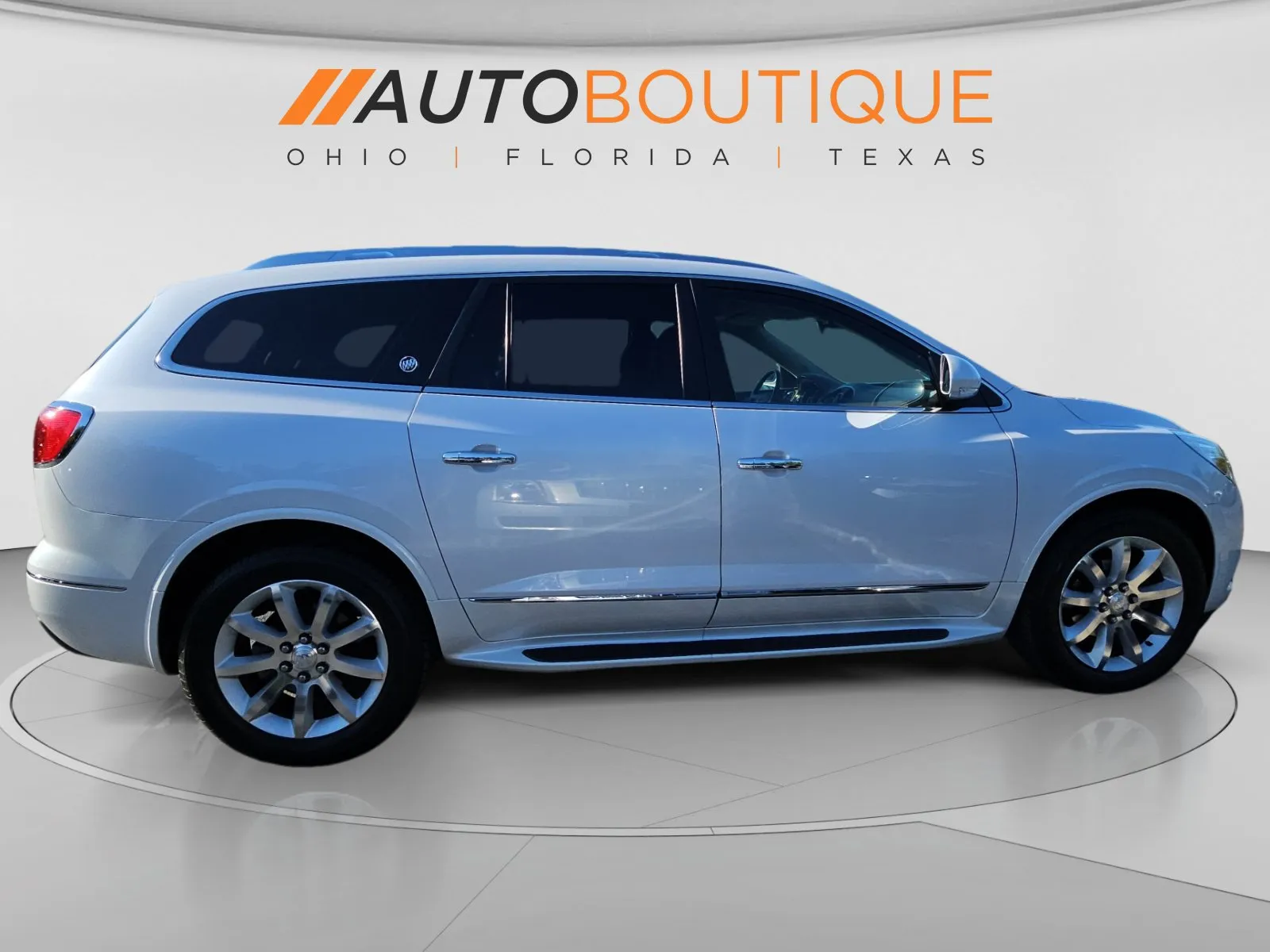 Buick Enclave photo 7