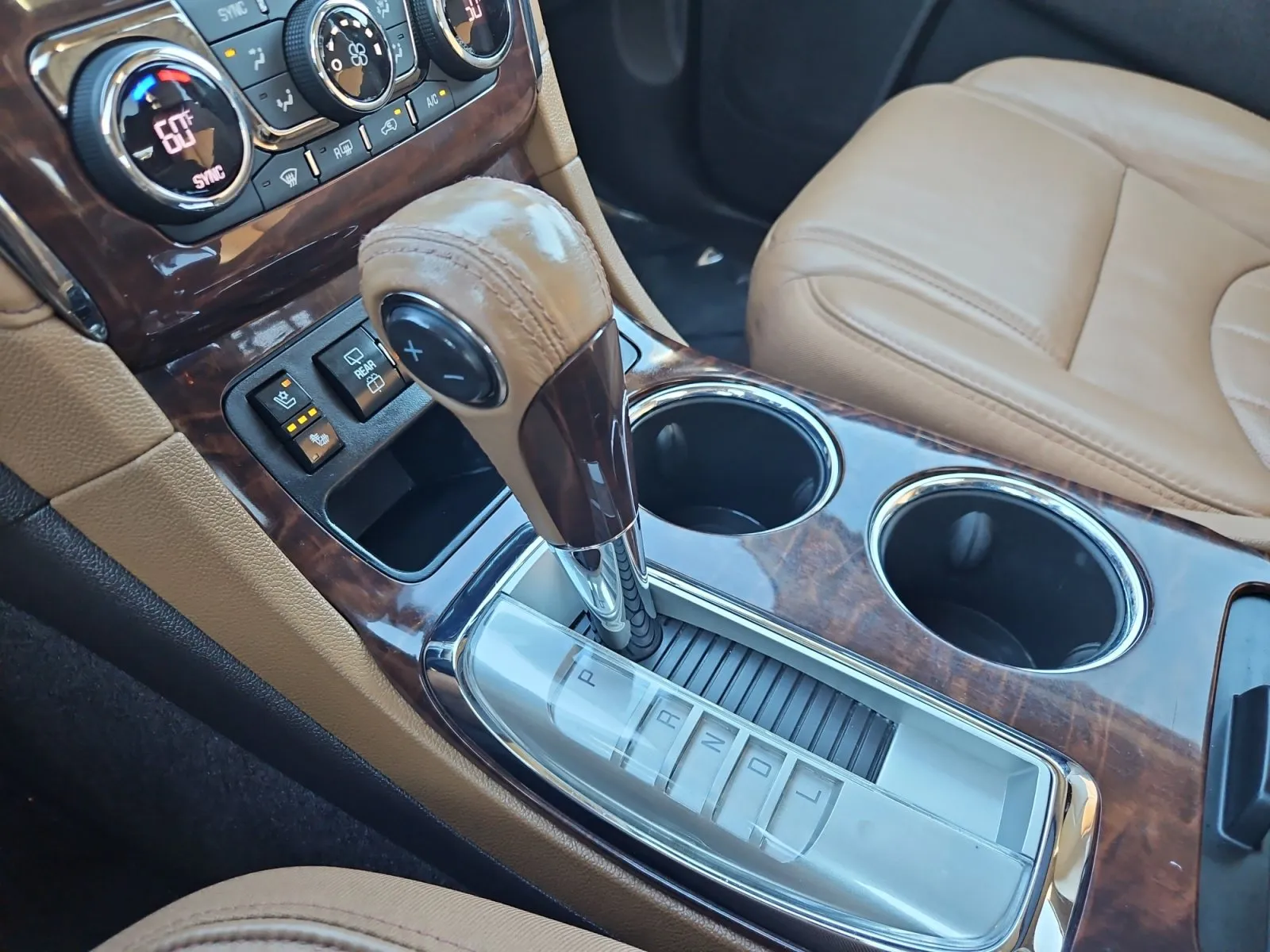 Buick Enclave photo 27