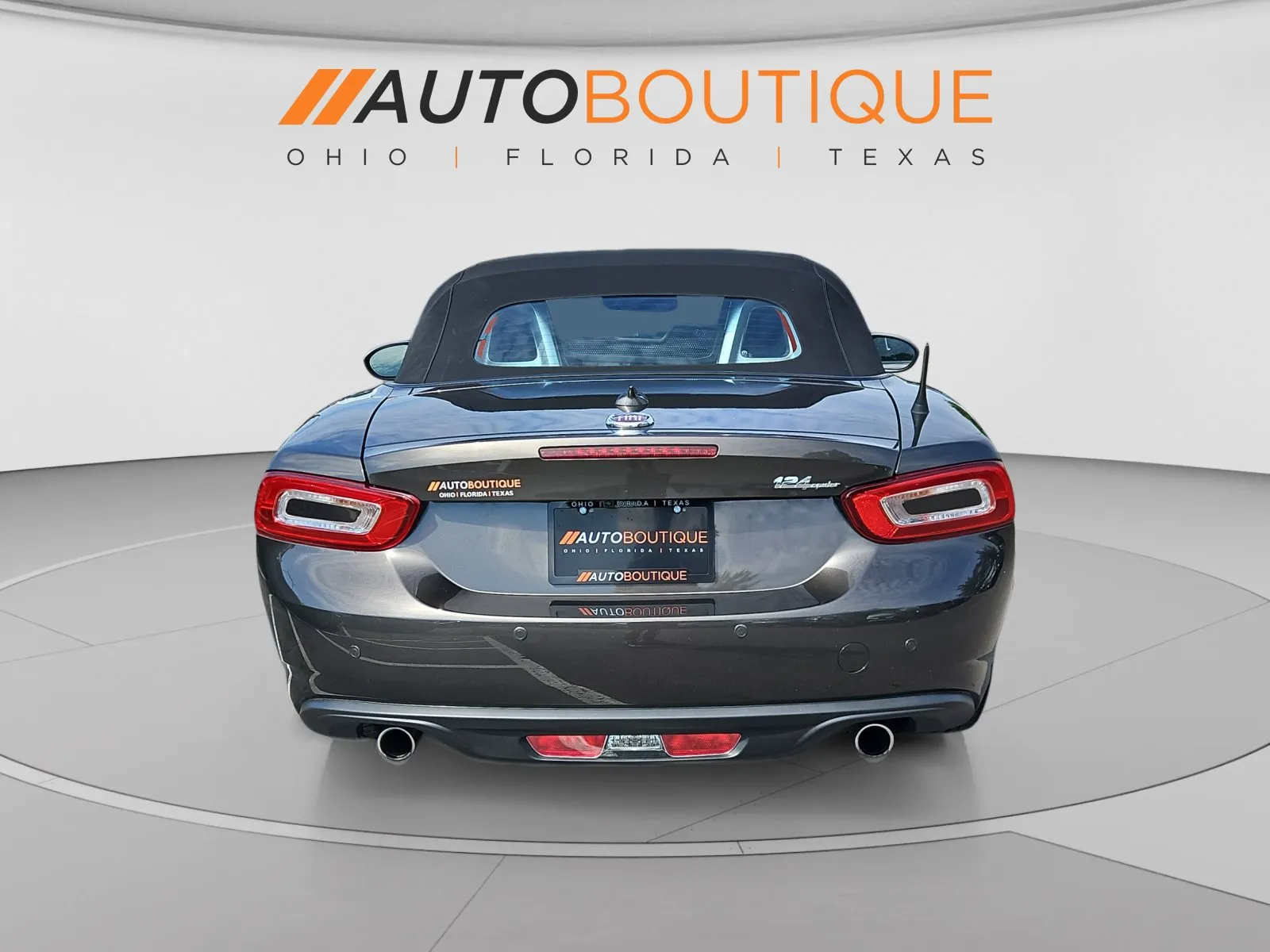 Fiat 124 Spider photo 5