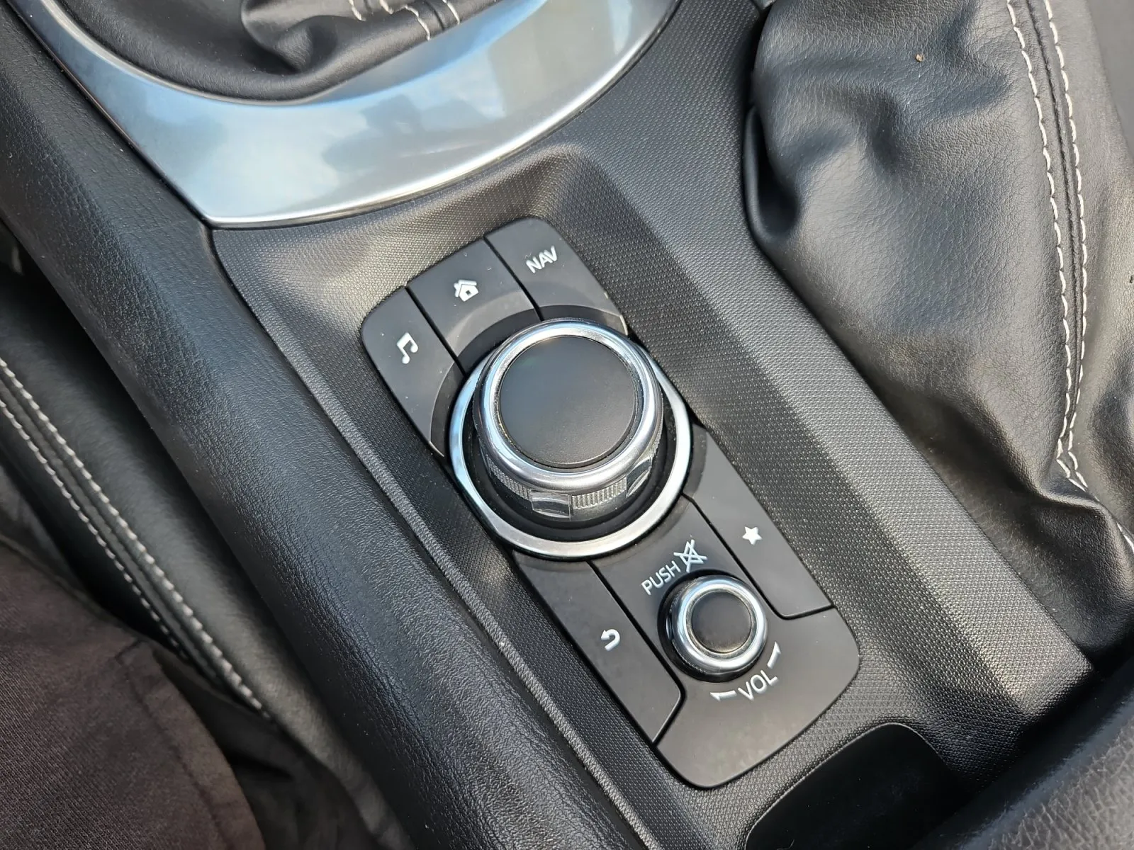 Fiat 124 Spider photo 22