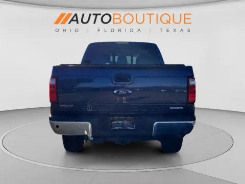 More photos of 2016 Ford Super Duty F-350 SRW Lariat at Auto Boutique Ohio, OH